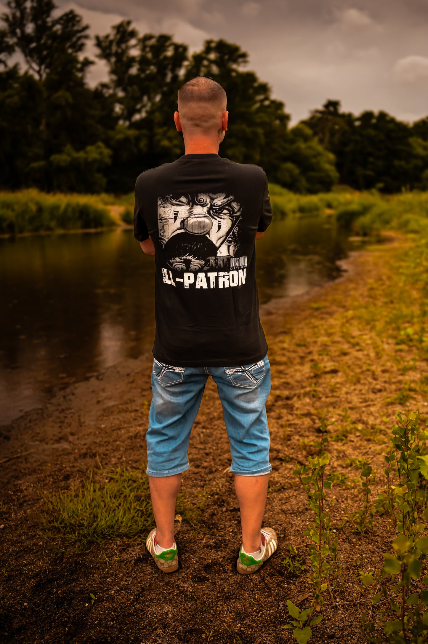 ILL PATRON GRAVEDIGGA SHIRT