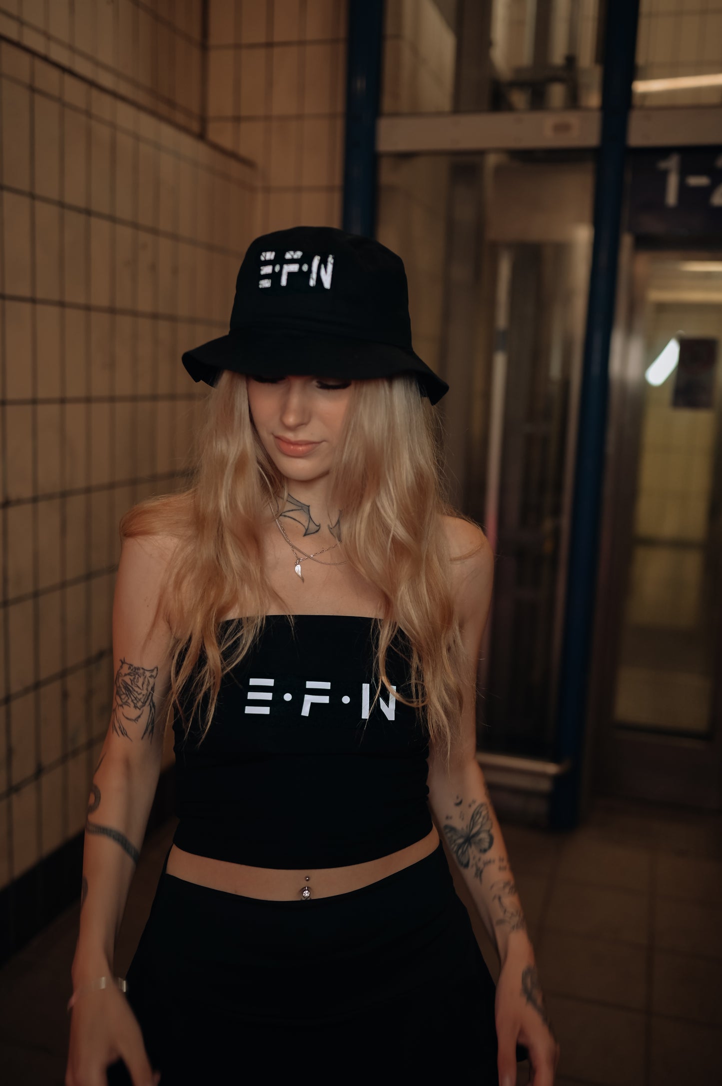 EFN BUCKET (kleine Schrift)