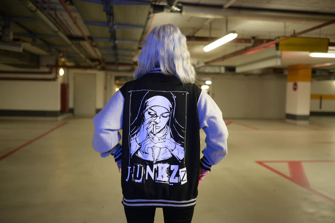 JUNKZZ BAD NUN COLLEGE JACKE