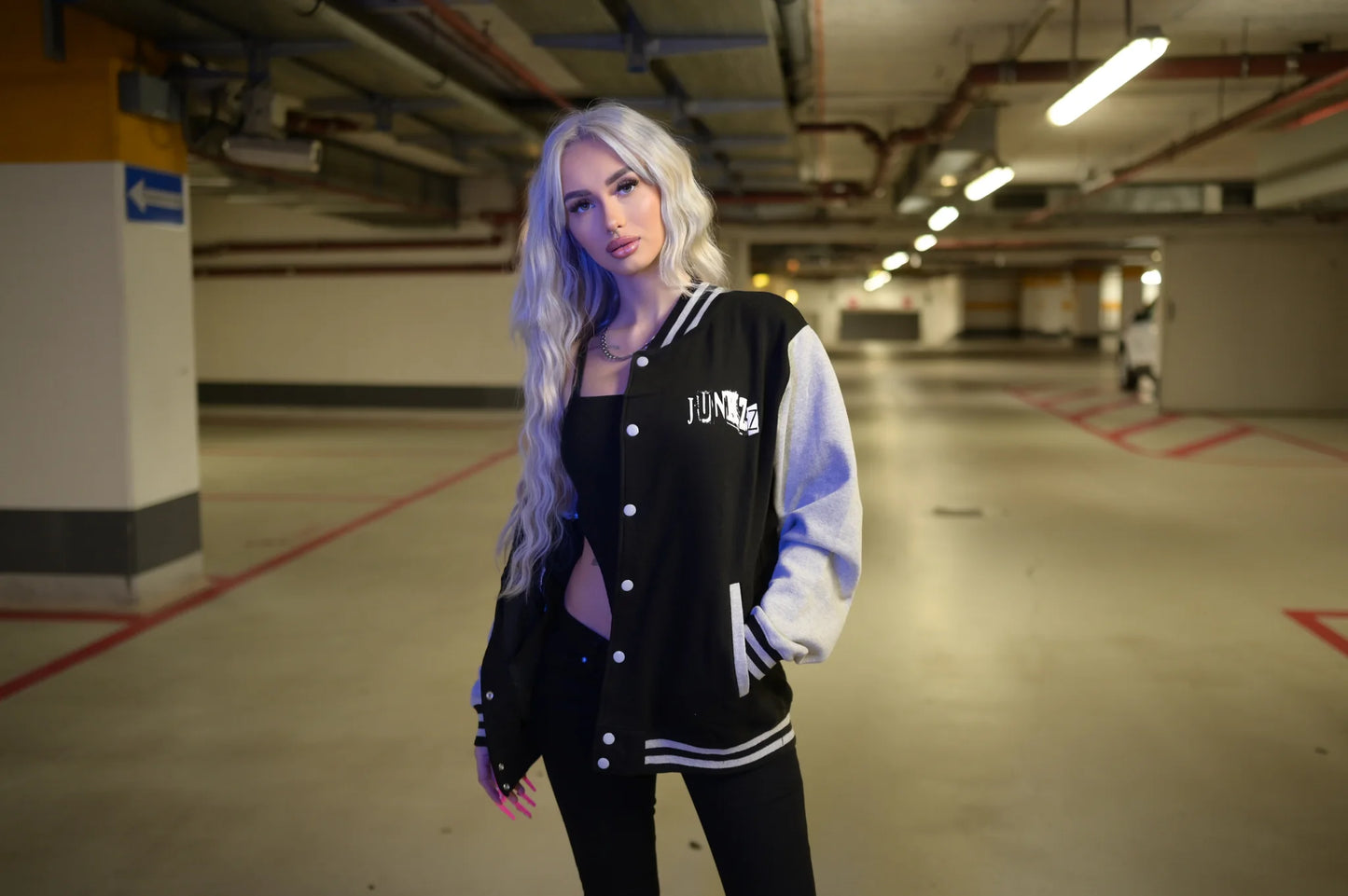 JUNKZZ BAD NUN COLLEGE JACKE